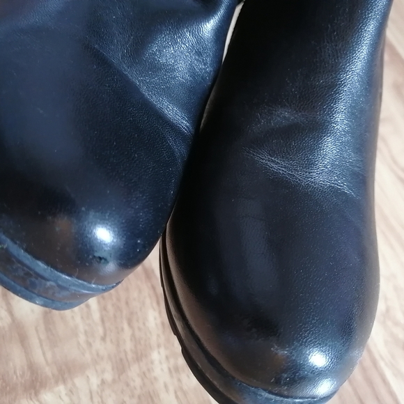 ARTICA Heeled Booties Blackk leather size 8 - Picture 4 of 4